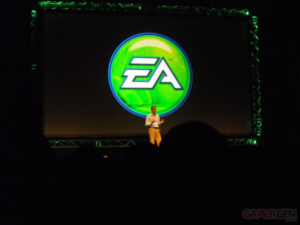 conf ea EA-GAMESCOM-2010-PART-ONE 8