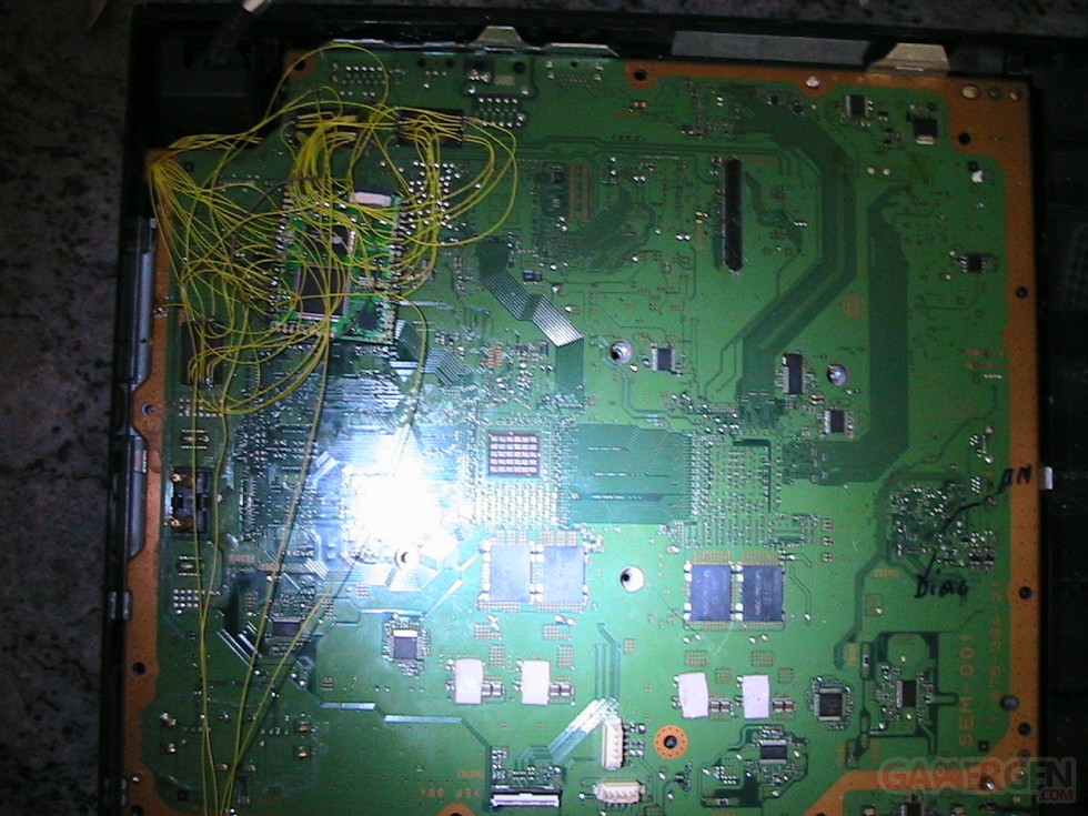 dospiedras1973-puce-hack-playstation-3-image-2