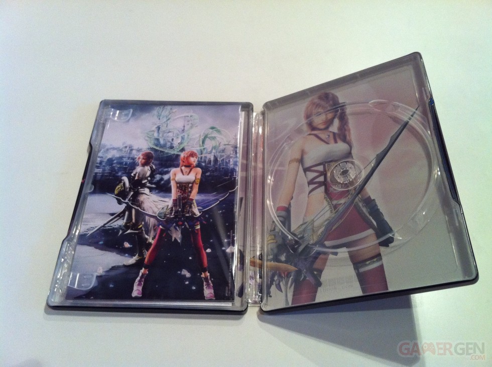 Final-Fantasy-XIII-2-Edition-Collector-Deballage-Photo-070212-03
