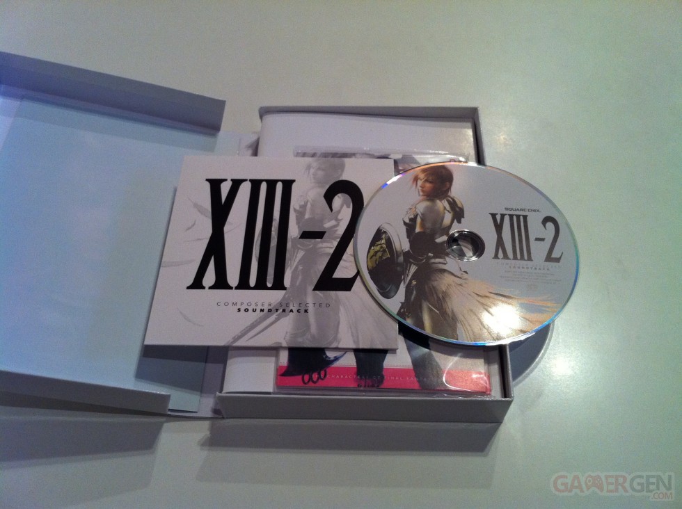 Final-Fantasy-XIII-2-Edition-Collector-Deballage-Photo-070212-12