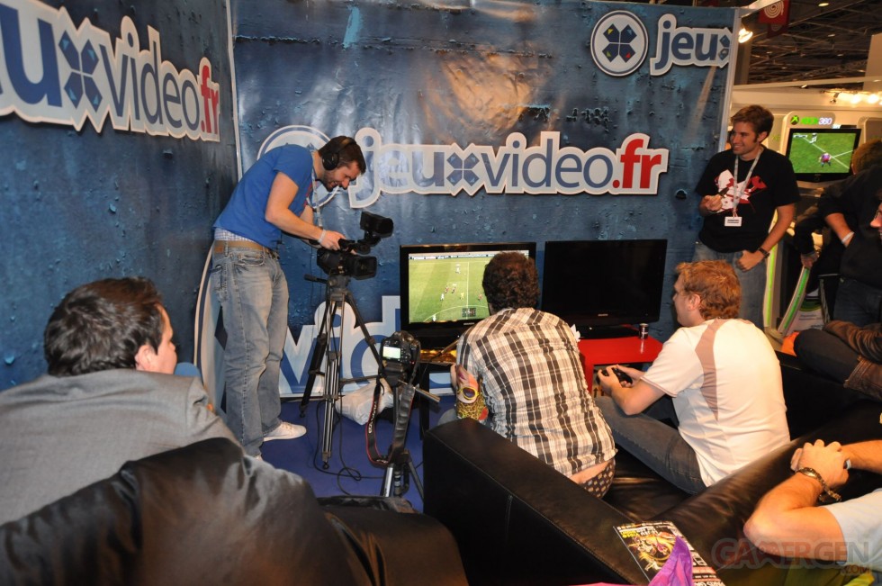 Paris game week tournoi PES 2011 jeuxvideo.fr contre PS3GEN.fr 08