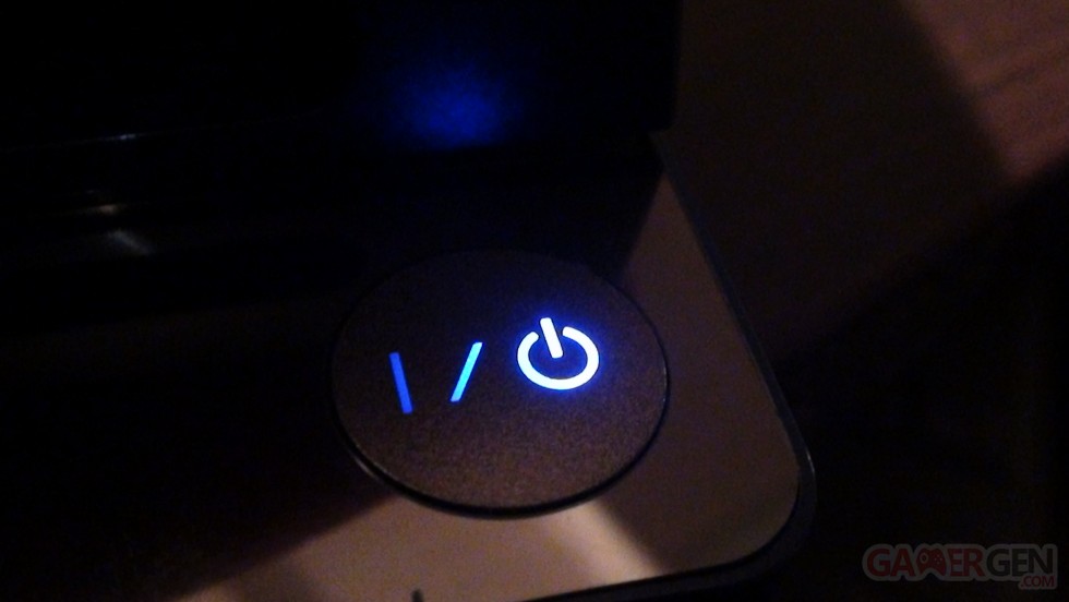 ps3-psx8-gt5-bleu-flasheur_02
