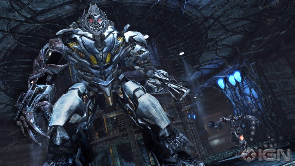 Transformers-Dark-of-the-Moon_screenshot-13022011_3