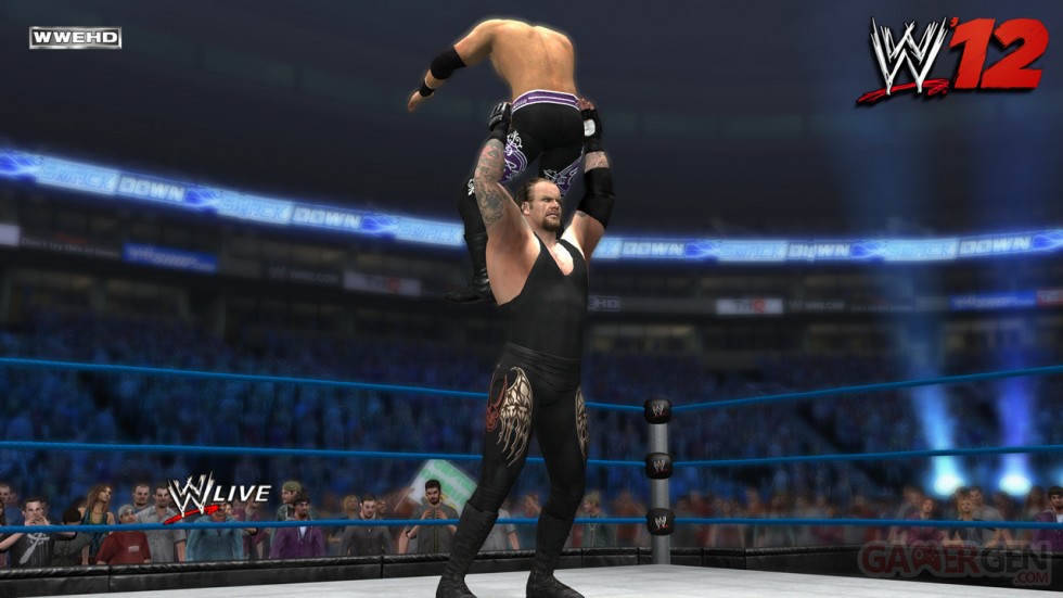 WWE-12_18-08-2011_screenshot-23