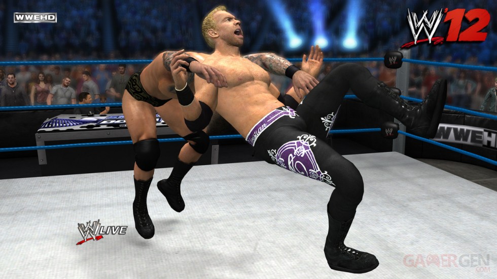 WWE-12_18-08-2011_screenshot-4